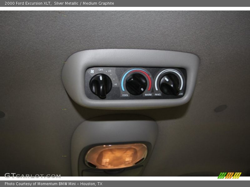 Silver Metallic / Medium Graphite 2000 Ford Excursion XLT