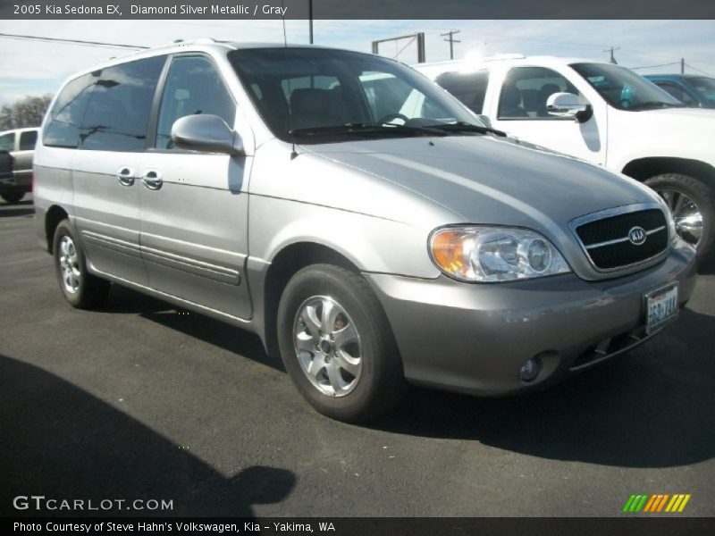 Diamond Silver Metallic / Gray 2005 Kia Sedona EX