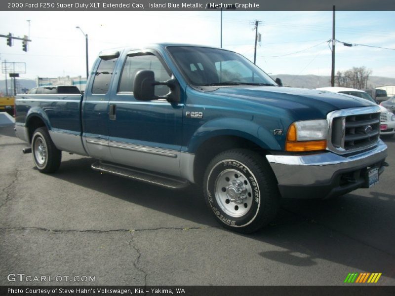 Island Blue Metallic / Medium Graphite 2000 Ford F250 Super Duty XLT Extended Cab