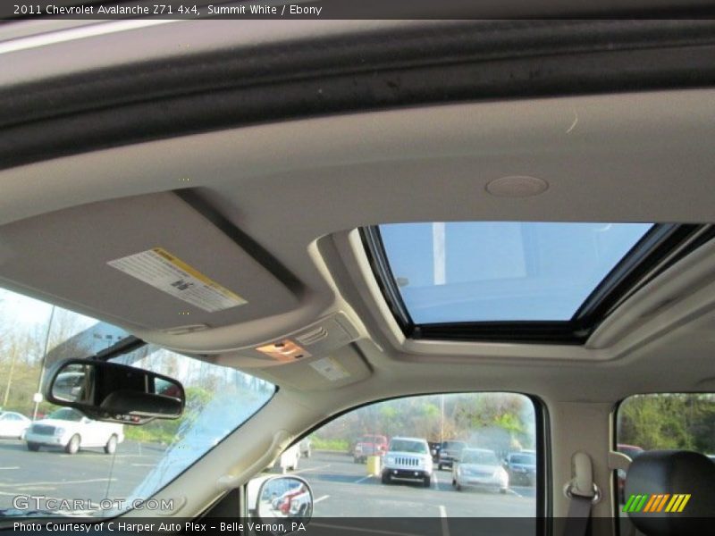 Summit White / Ebony 2011 Chevrolet Avalanche Z71 4x4