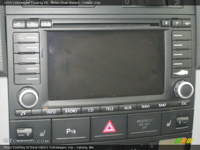 Reflex Silver Metallic / Kristal Gray 2004 Volkswagen Touareg V8