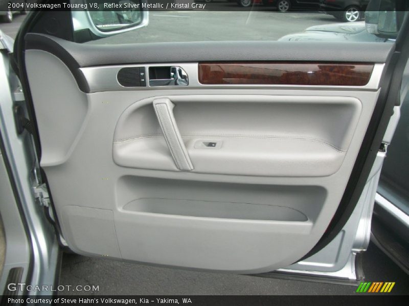 Reflex Silver Metallic / Kristal Gray 2004 Volkswagen Touareg V8