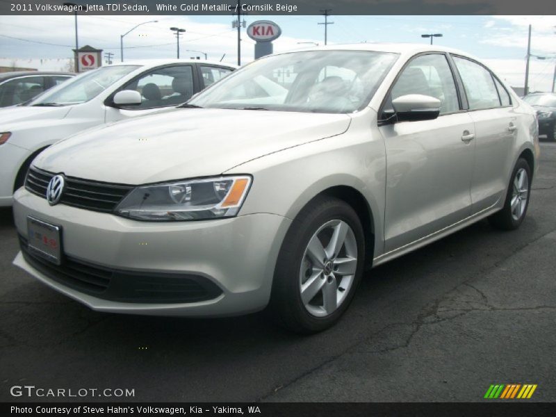 White Gold Metallic / Cornsilk Beige 2011 Volkswagen Jetta TDI Sedan