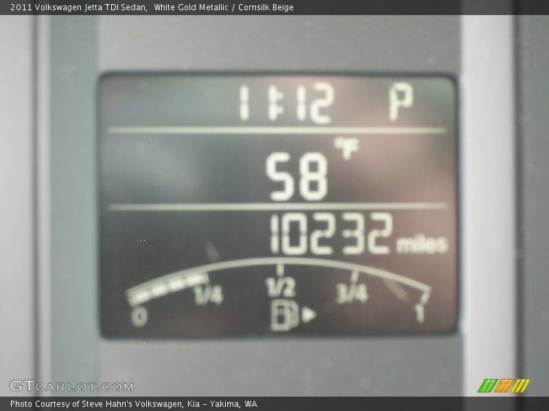 White Gold Metallic / Cornsilk Beige 2011 Volkswagen Jetta TDI Sedan