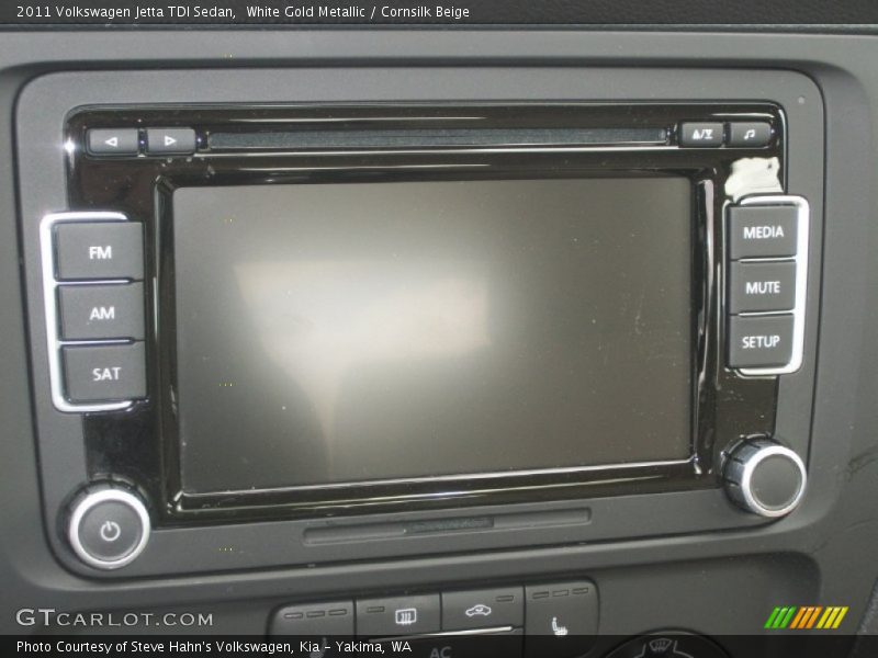 White Gold Metallic / Cornsilk Beige 2011 Volkswagen Jetta TDI Sedan