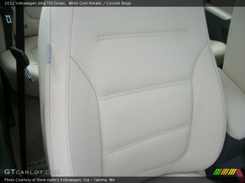 White Gold Metallic / Cornsilk Beige 2011 Volkswagen Jetta TDI Sedan