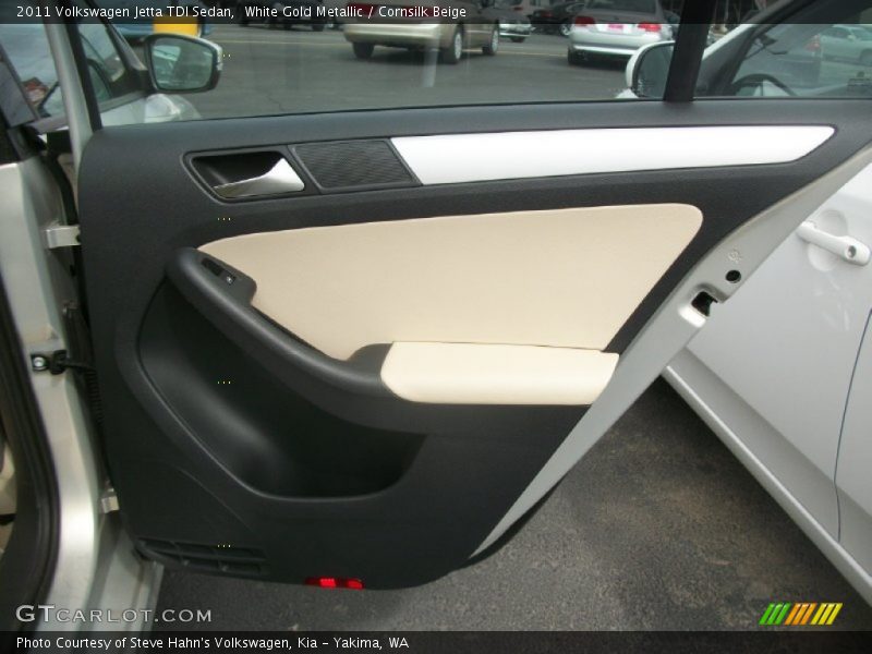 White Gold Metallic / Cornsilk Beige 2011 Volkswagen Jetta TDI Sedan