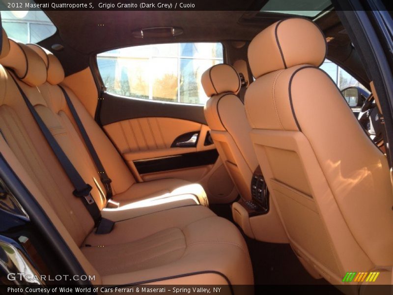 Grigio Granito (Dark Grey) / Cuoio 2012 Maserati Quattroporte S
