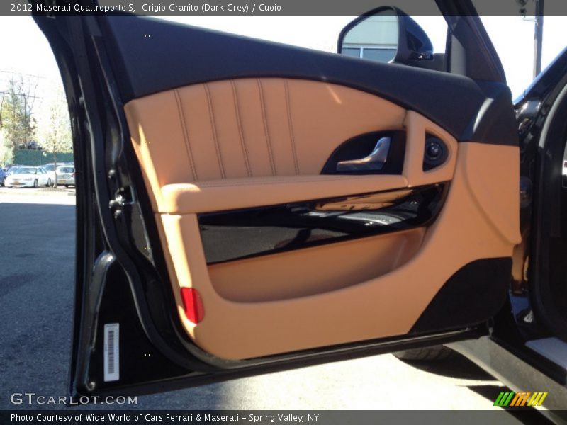 Grigio Granito (Dark Grey) / Cuoio 2012 Maserati Quattroporte S