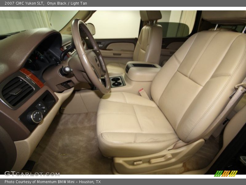 Onyx Black / Light Tan 2007 GMC Yukon SLT