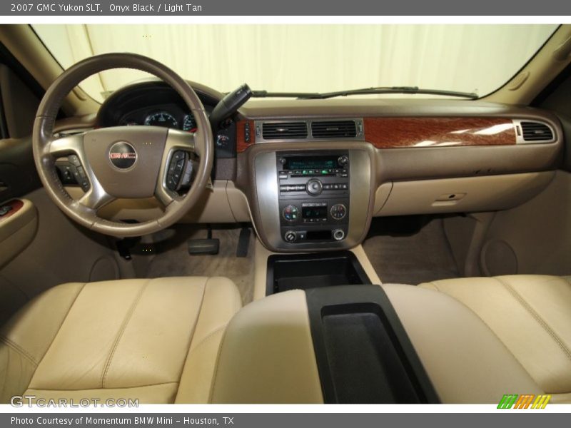 Onyx Black / Light Tan 2007 GMC Yukon SLT