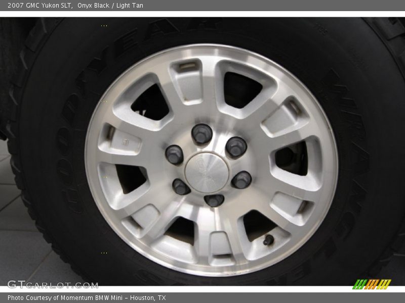 Onyx Black / Light Tan 2007 GMC Yukon SLT