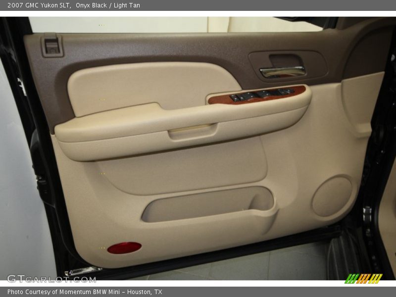 Onyx Black / Light Tan 2007 GMC Yukon SLT
