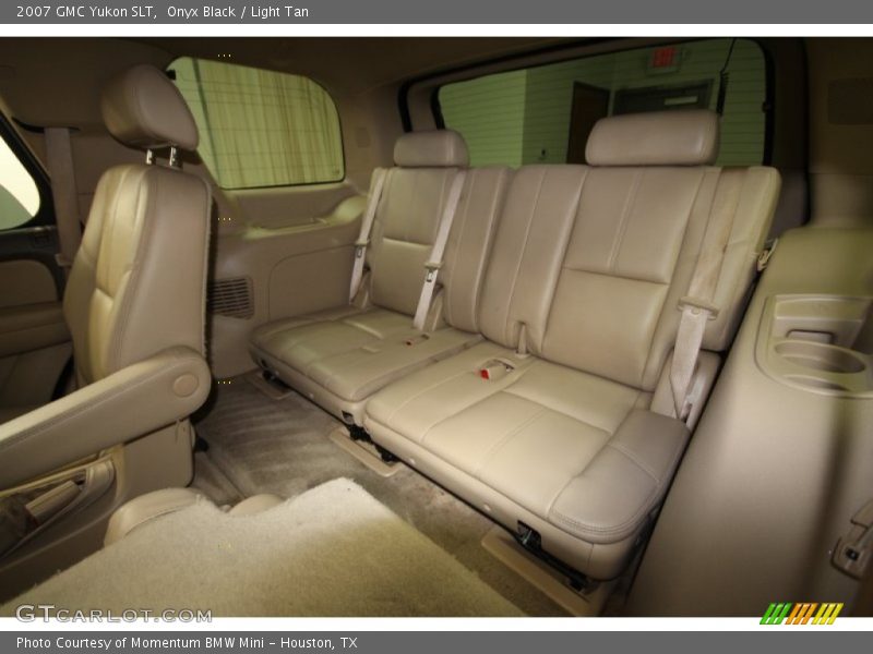 Onyx Black / Light Tan 2007 GMC Yukon SLT