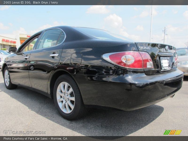 Black Onyx / Ivory 2003 Lexus ES 300