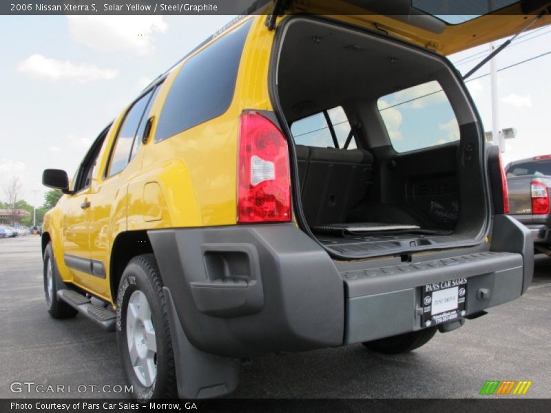 Solar Yellow / Steel/Graphite 2006 Nissan Xterra S