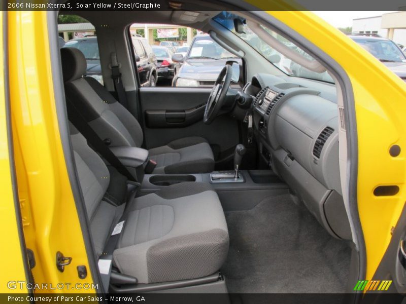  2006 Xterra S Steel/Graphite Interior