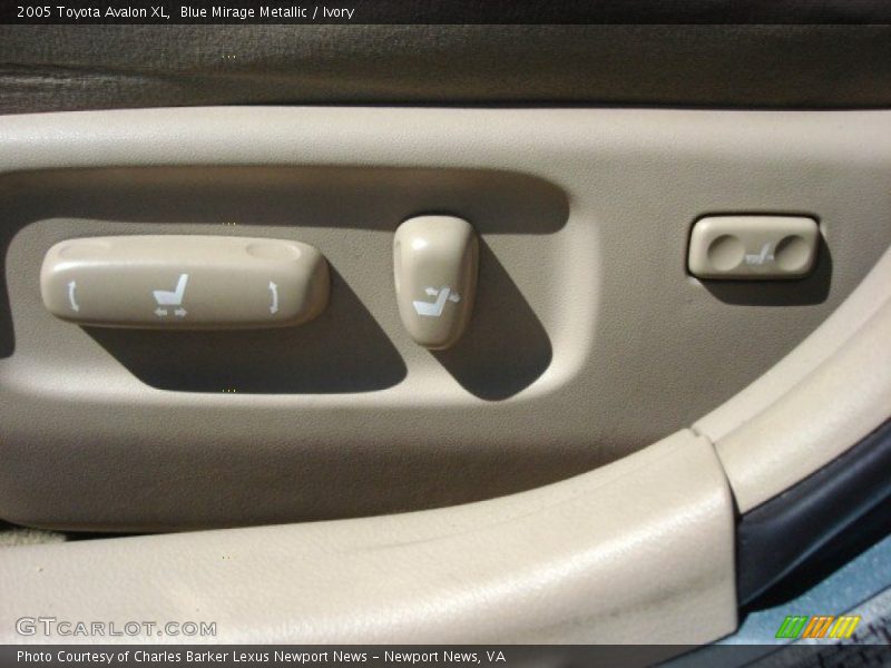 Blue Mirage Metallic / Ivory 2005 Toyota Avalon XL