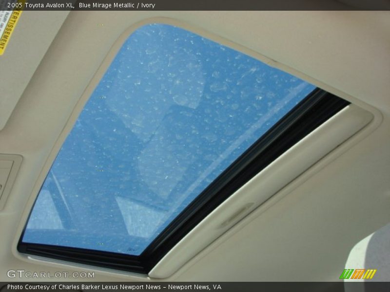 Blue Mirage Metallic / Ivory 2005 Toyota Avalon XL