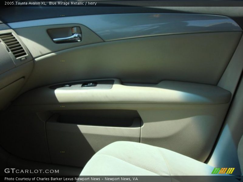 Blue Mirage Metallic / Ivory 2005 Toyota Avalon XL