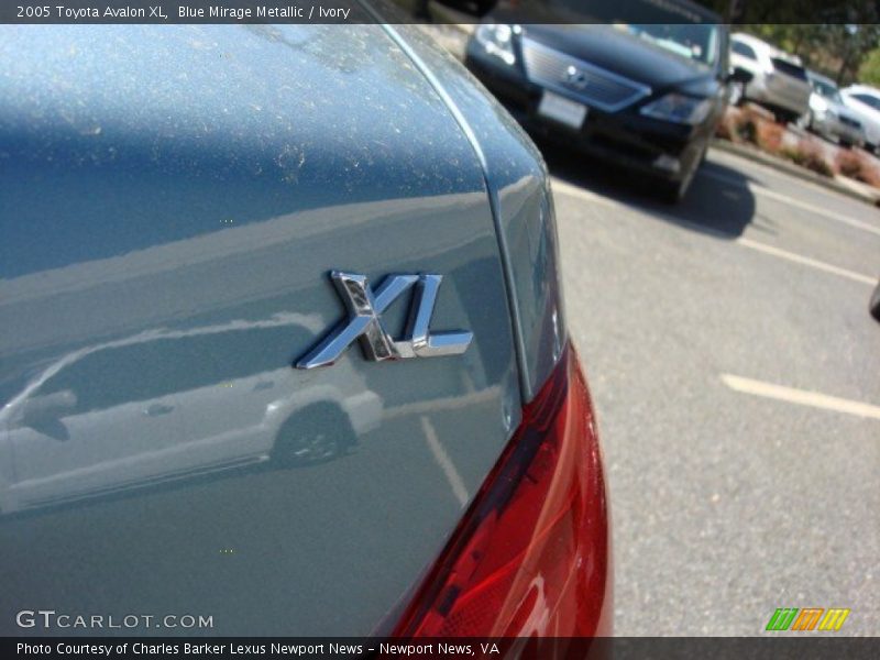 Blue Mirage Metallic / Ivory 2005 Toyota Avalon XL