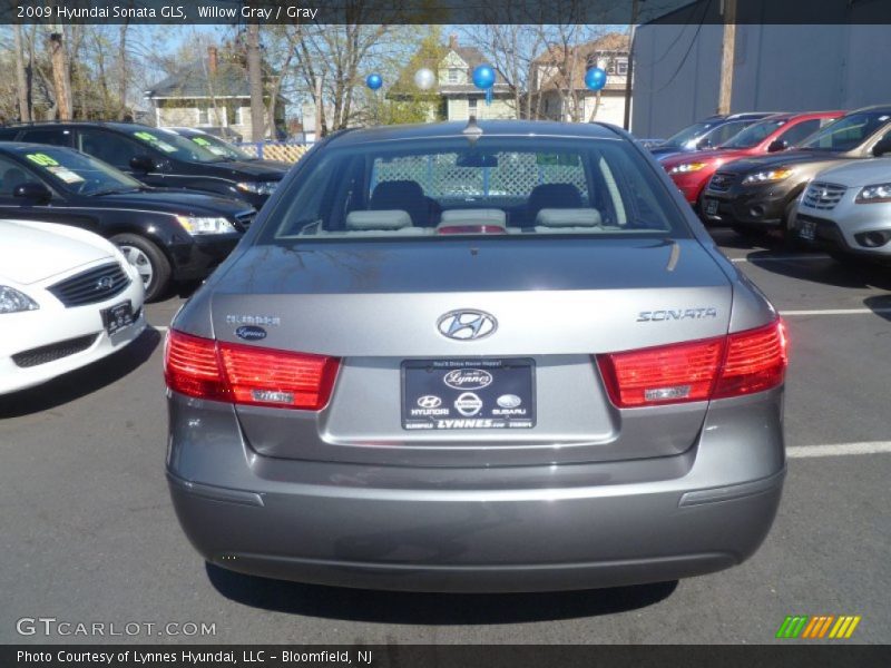 Willow Gray / Gray 2009 Hyundai Sonata GLS