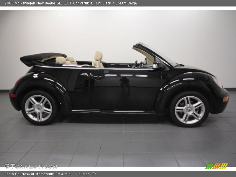 Uni Black / Cream Beige 2005 Volkswagen New Beetle GLS 1.8T Convertible