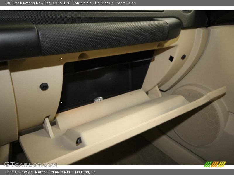 Uni Black / Cream Beige 2005 Volkswagen New Beetle GLS 1.8T Convertible