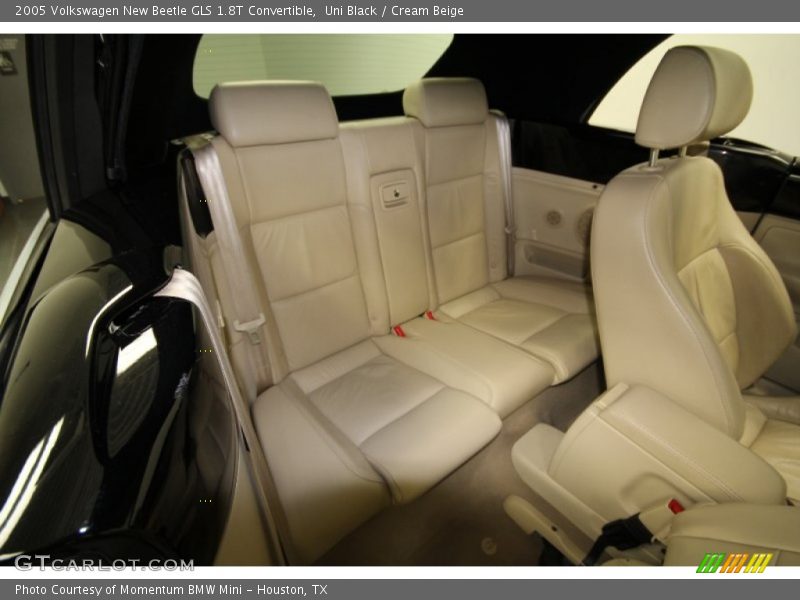 Uni Black / Cream Beige 2005 Volkswagen New Beetle GLS 1.8T Convertible