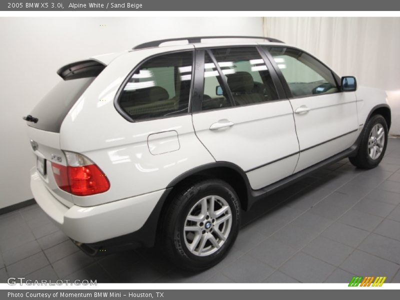 Alpine White / Sand Beige 2005 BMW X5 3.0i