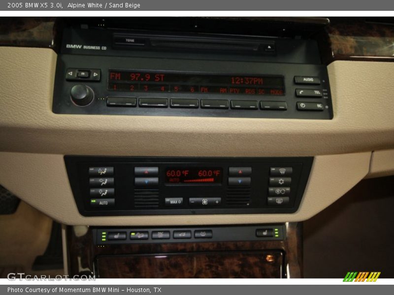 Alpine White / Sand Beige 2005 BMW X5 3.0i
