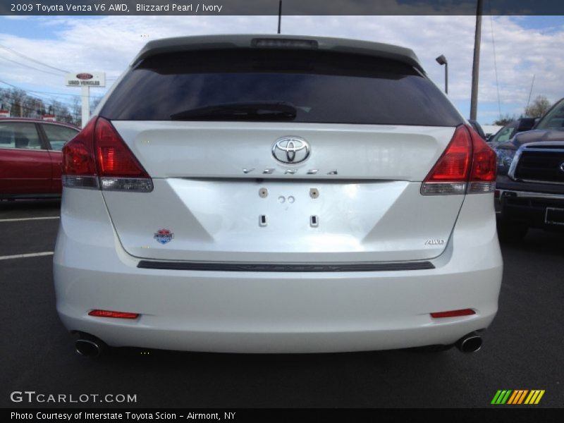 Blizzard Pearl / Ivory 2009 Toyota Venza V6 AWD