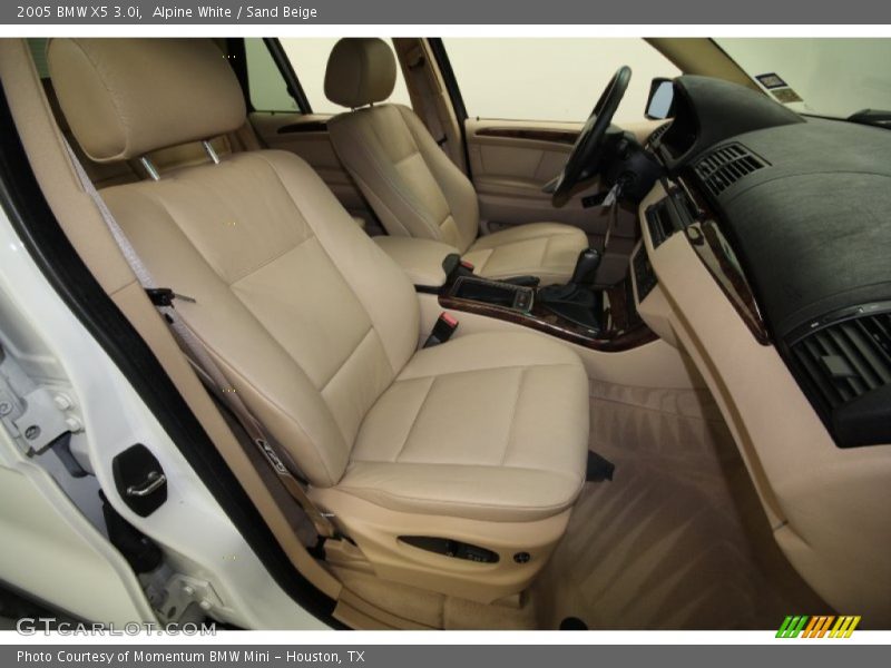 Alpine White / Sand Beige 2005 BMW X5 3.0i