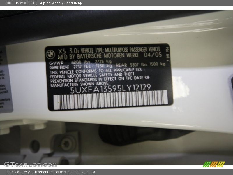 Alpine White / Sand Beige 2005 BMW X5 3.0i