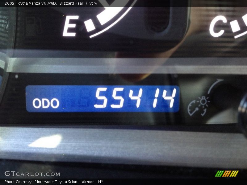 Blizzard Pearl / Ivory 2009 Toyota Venza V6 AWD