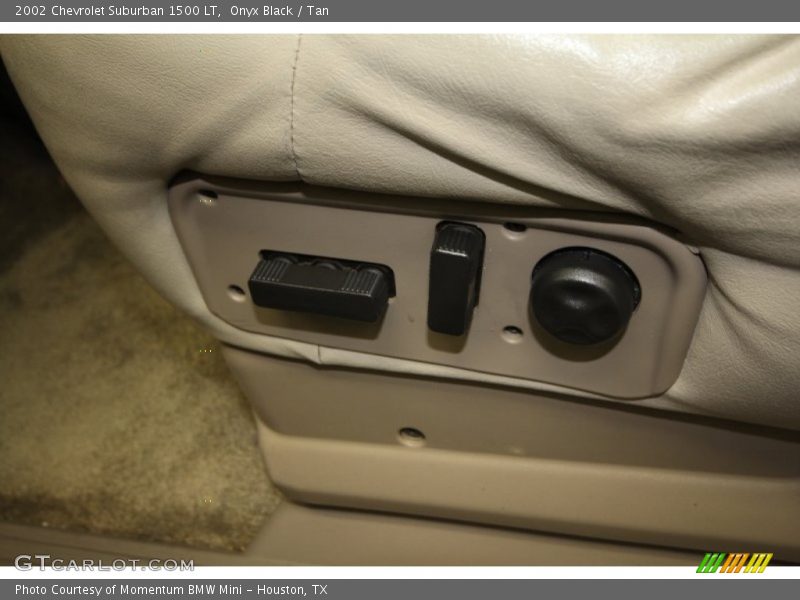 Onyx Black / Tan 2002 Chevrolet Suburban 1500 LT
