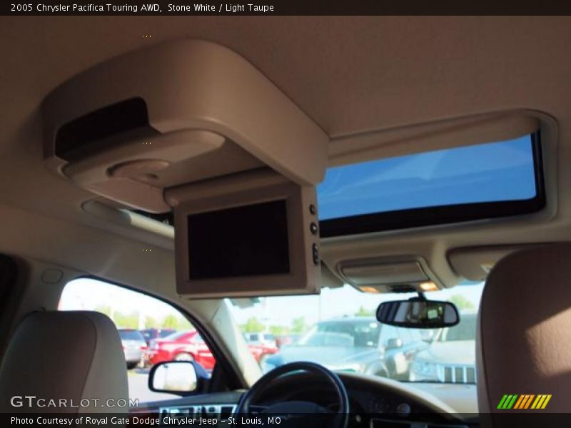 Stone White / Light Taupe 2005 Chrysler Pacifica Touring AWD