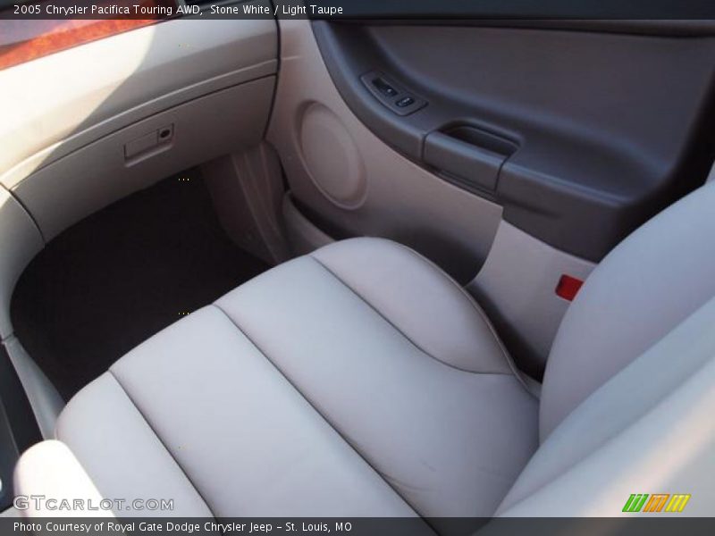 Stone White / Light Taupe 2005 Chrysler Pacifica Touring AWD