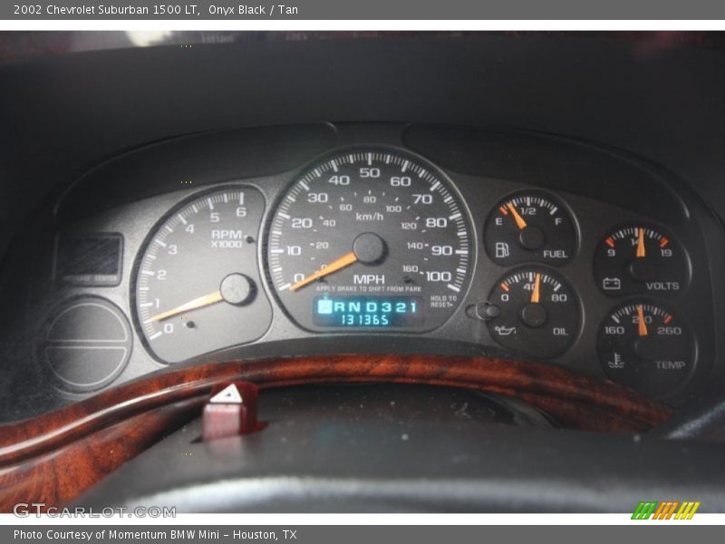 Onyx Black / Tan 2002 Chevrolet Suburban 1500 LT