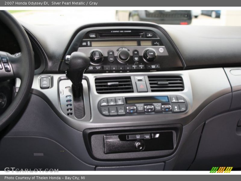 Silver Pearl Metallic / Gray 2007 Honda Odyssey EX