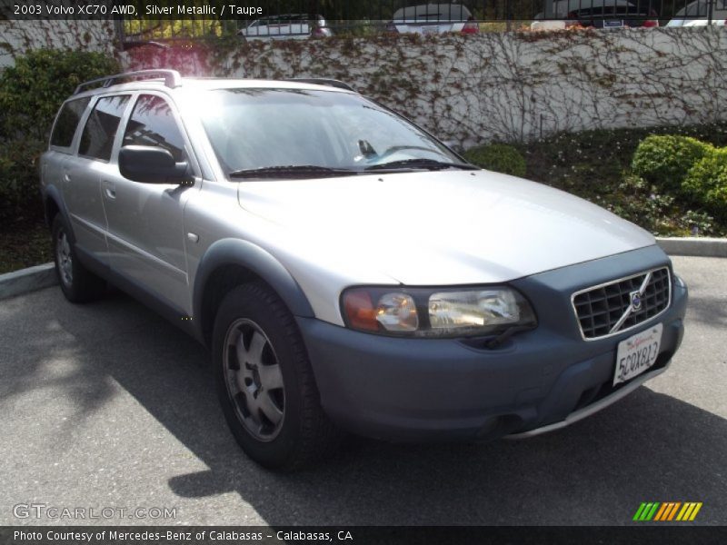 Silver Metallic / Taupe 2003 Volvo XC70 AWD