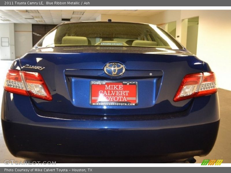 Blue Ribbon Metallic / Ash 2011 Toyota Camry LE