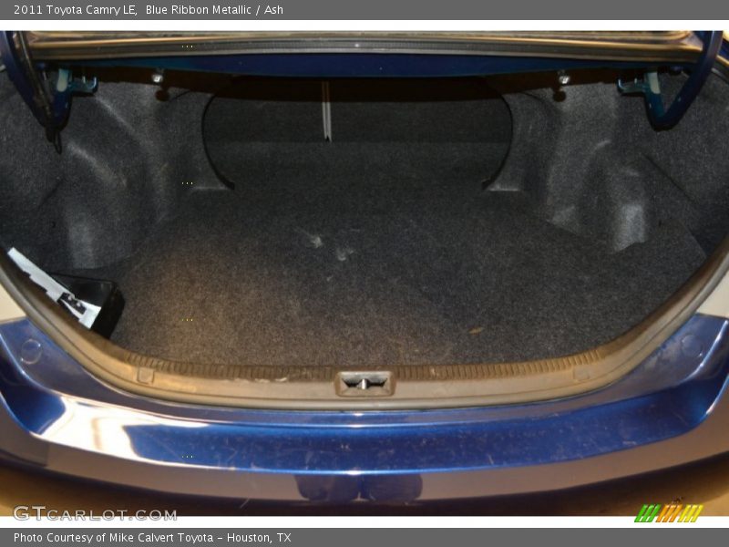 Blue Ribbon Metallic / Ash 2011 Toyota Camry LE