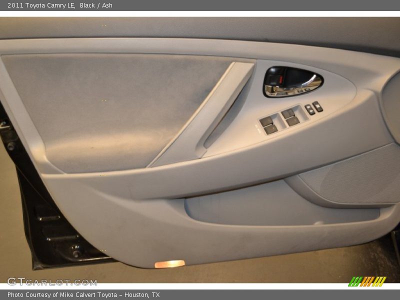Black / Ash 2011 Toyota Camry LE