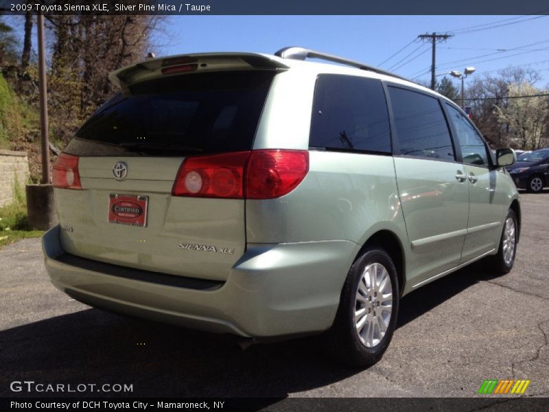 Silver Pine Mica / Taupe 2009 Toyota Sienna XLE