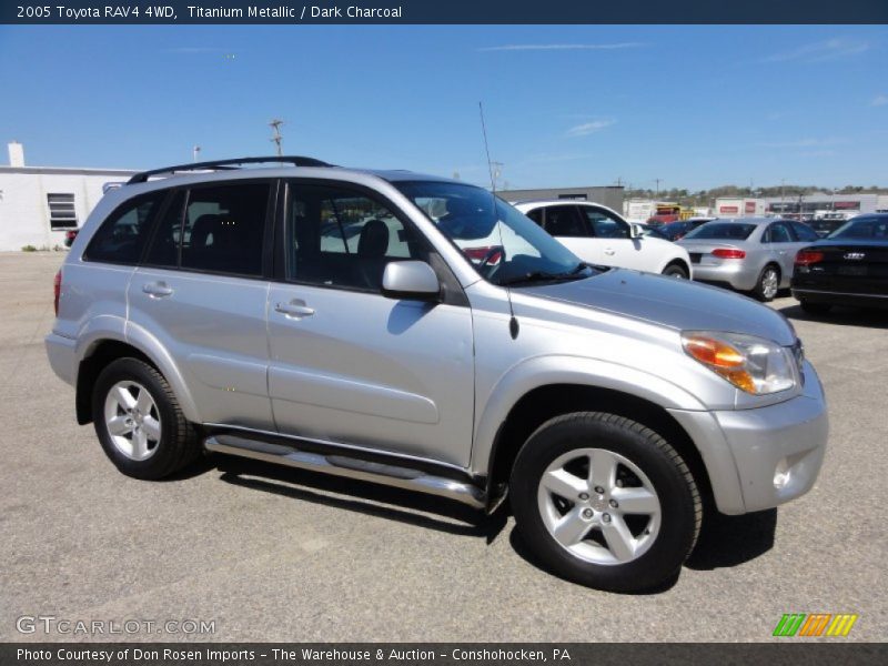 Titanium Metallic / Dark Charcoal 2005 Toyota RAV4 4WD