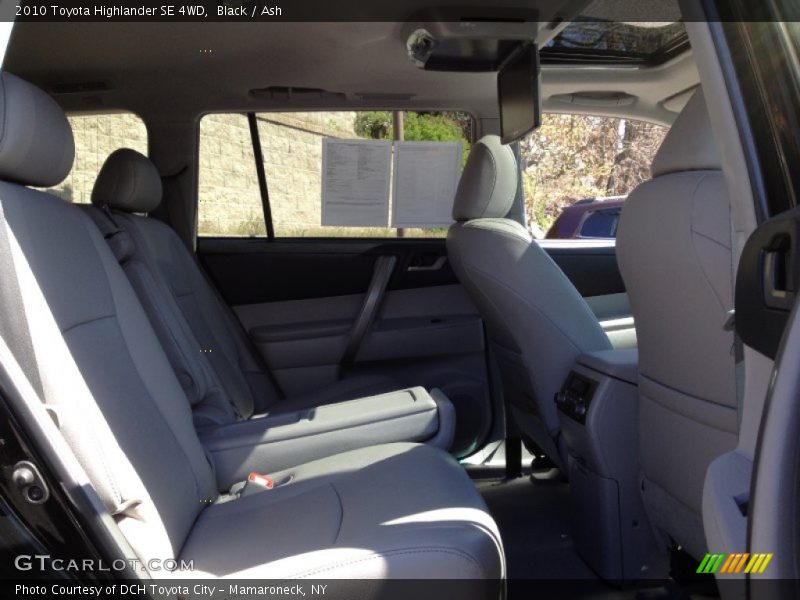 Black / Ash 2010 Toyota Highlander SE 4WD