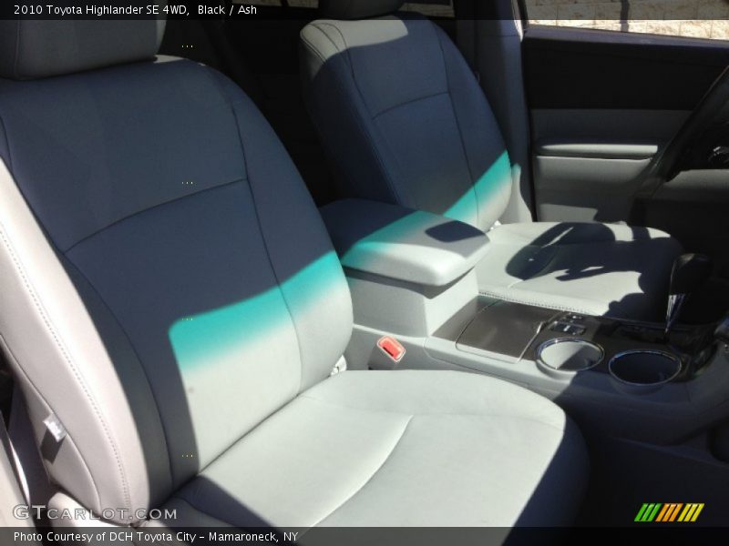Black / Ash 2010 Toyota Highlander SE 4WD