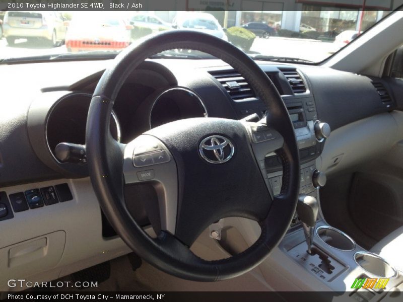 Black / Ash 2010 Toyota Highlander SE 4WD