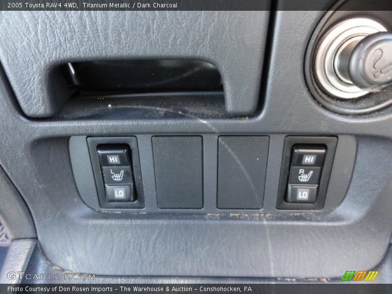 Titanium Metallic / Dark Charcoal 2005 Toyota RAV4 4WD